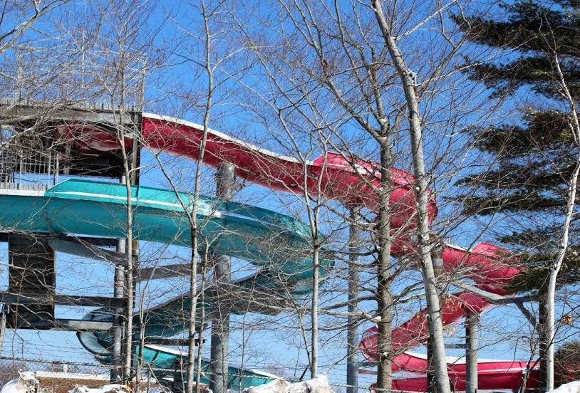 Water Country Water Park